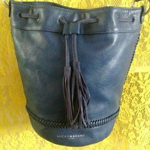 💘🖤💘 Lucky Brand Crossbody Fringe Bucket Bag Purse